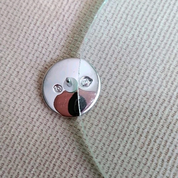 SWAROVSKI SCS WATER DROP TACK PIN - Picture 3 of 4